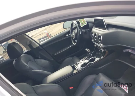 2018 Kia Stinger Premium from USA, damaged, VIN KNAE25LA5J6013775